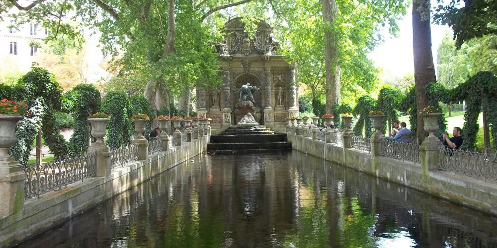 Dr. Oscar R.  Bruno banner