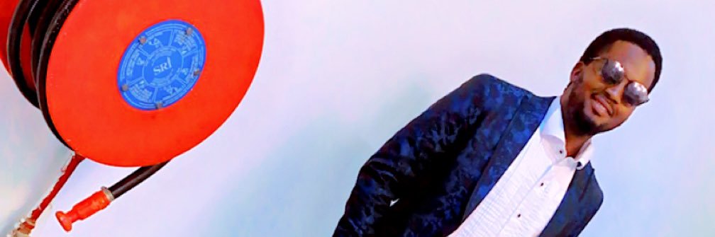 _beegeee's profile banner image