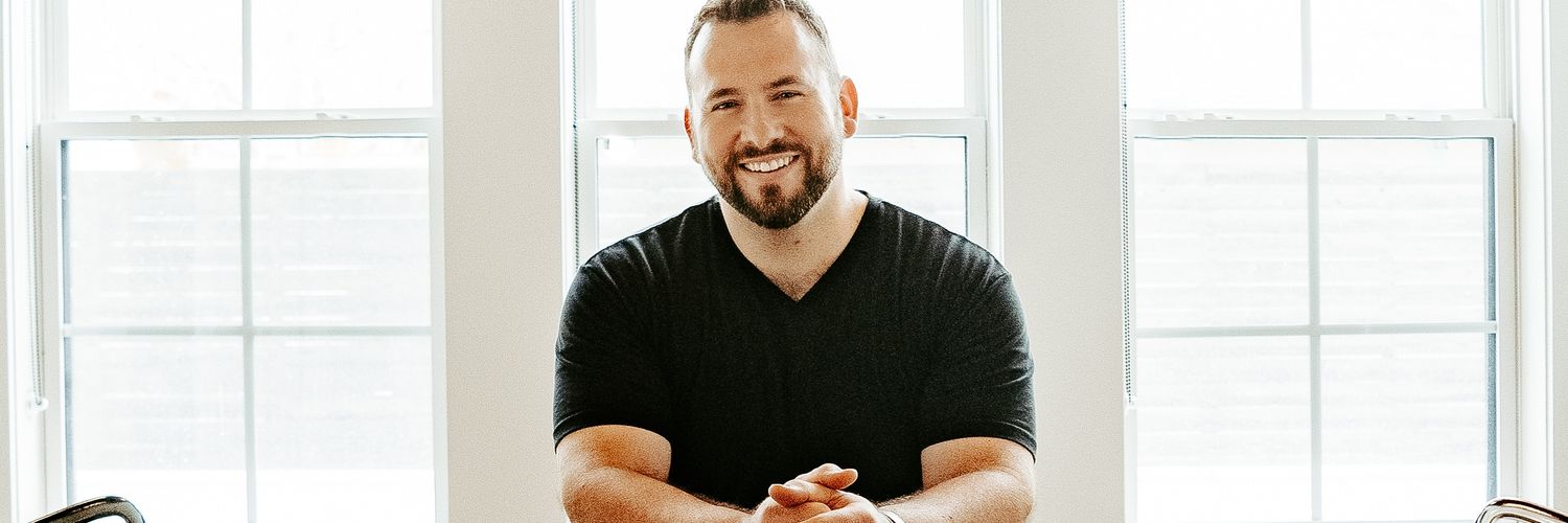 elibowman's profile banner image