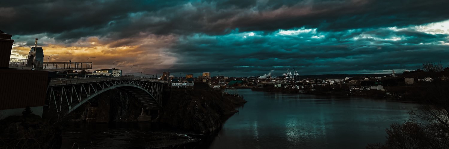 mishelleleigh's profile banner image