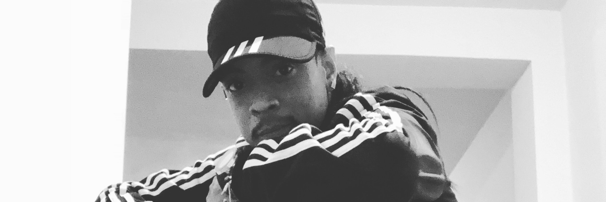 LoonyCrooks's profile banner image