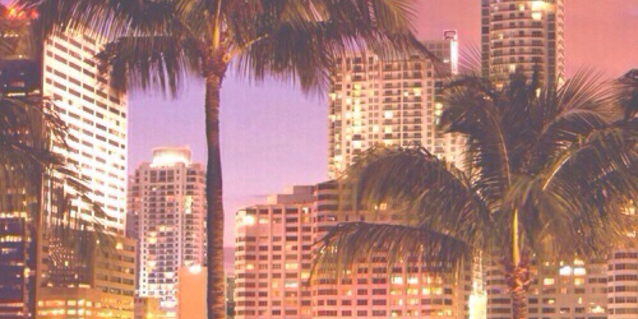 larissahimst's profile banner image