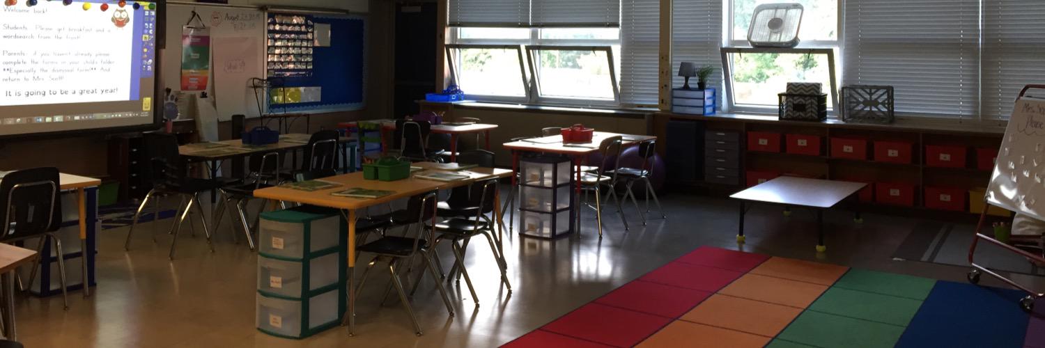 Mrs. Scott (she/her) banner