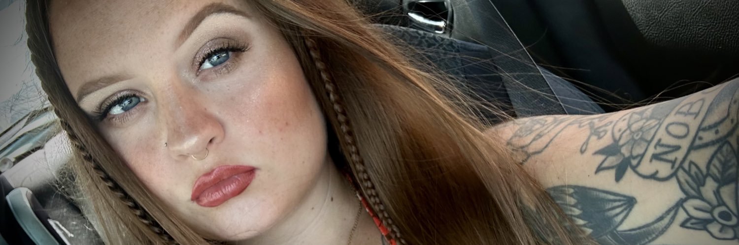 dimunprincess's profile banner image