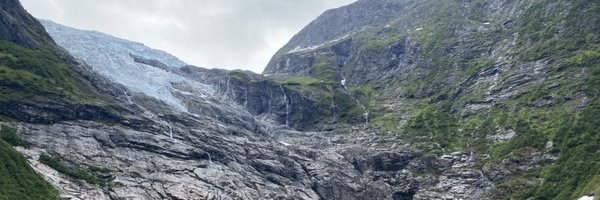 jmcella6 Profile Banner