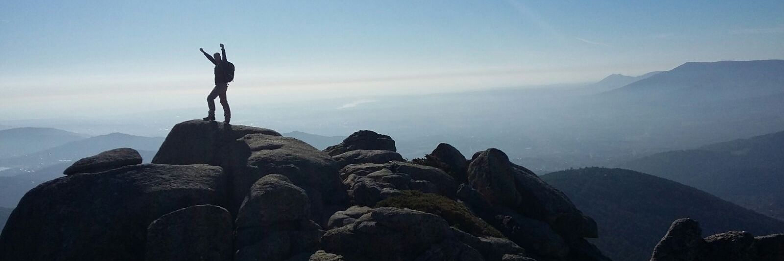 atapiador's profile banner image