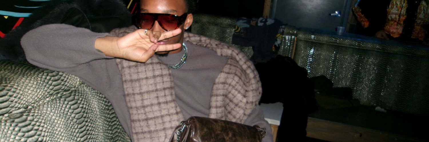 dionedward_'s profile banner image