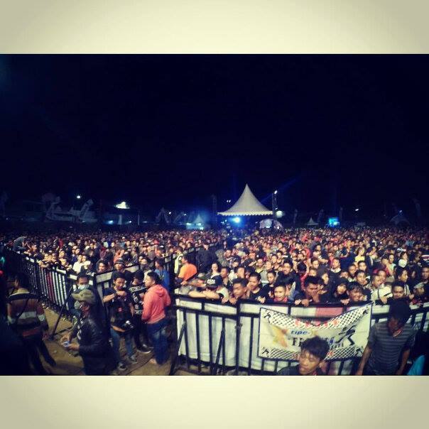 JAMMING ISLAND banner