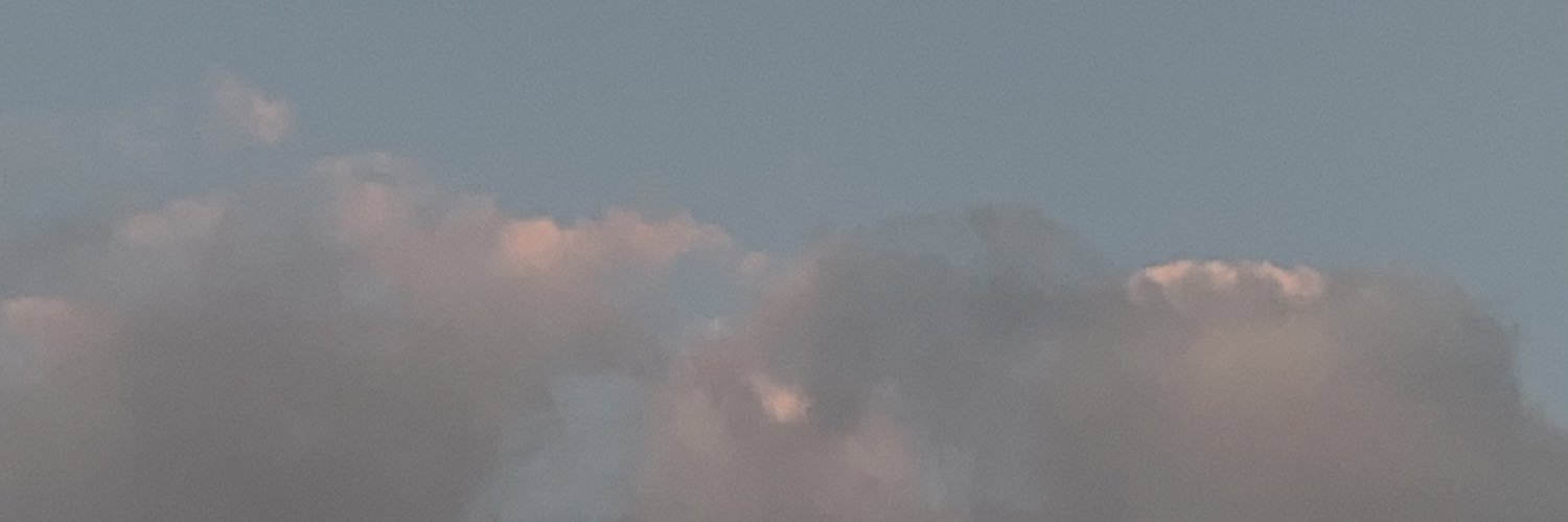yrvette's profile banner image