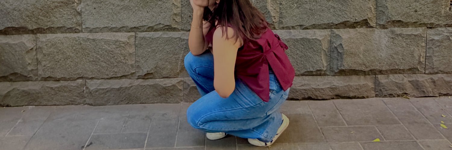 desiiar's profile banner image