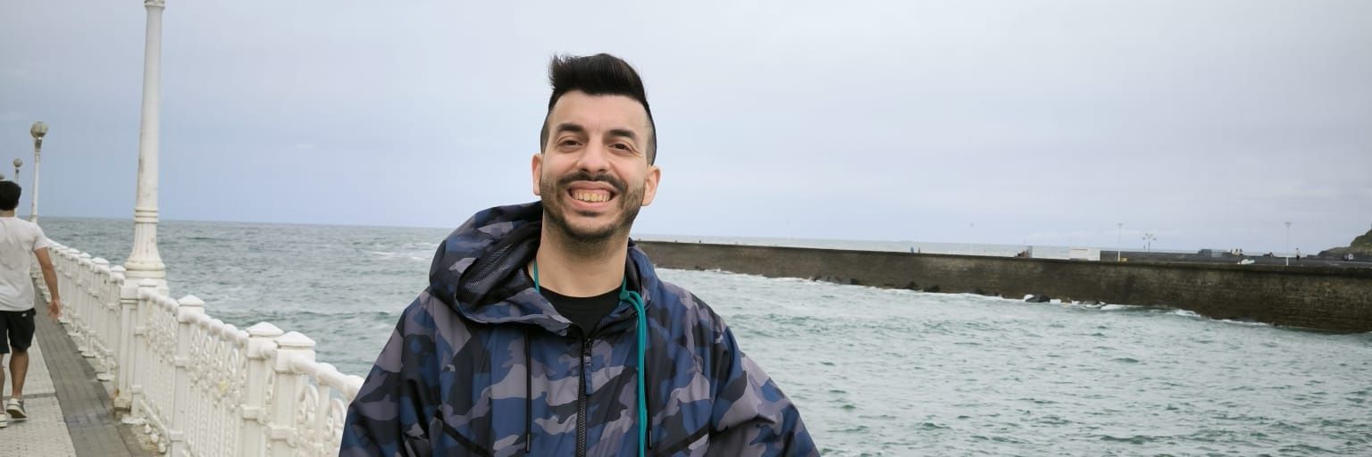 19Alvaromj's profile banner image