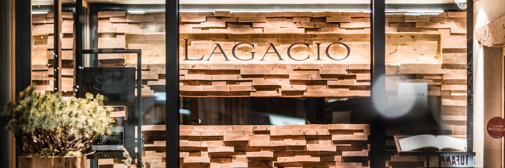 Hotel Lagació banner
