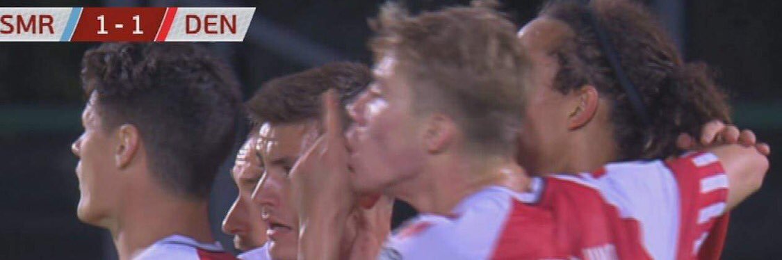 Bave's profile banner image