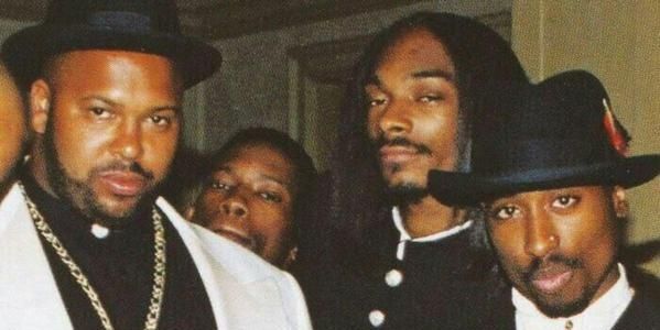 QueenieeFoxx's profile banner image