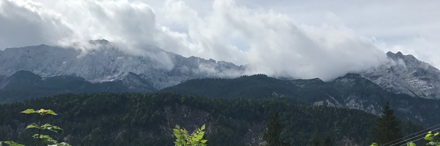 erindenby's profile banner image