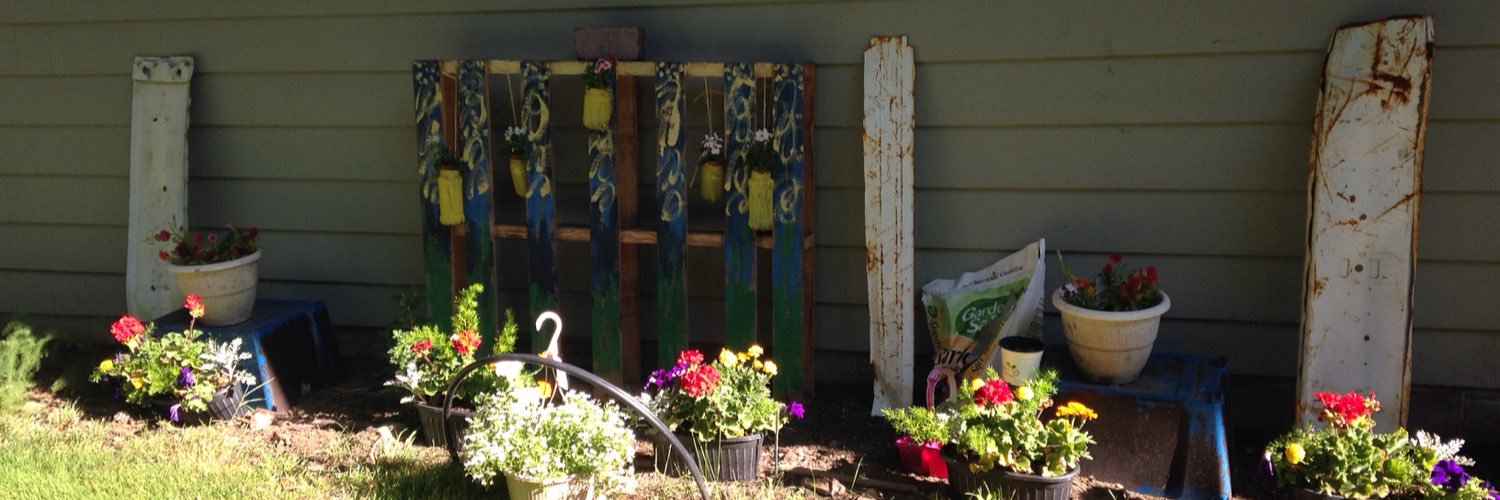 Momma Beshey banner