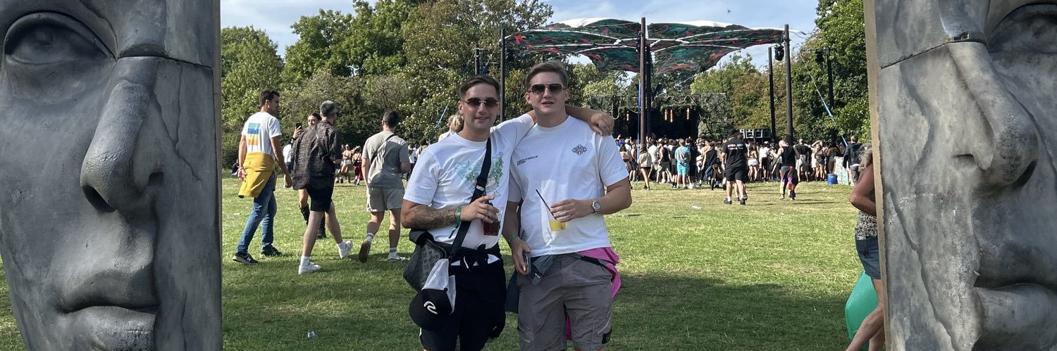 joellll10's profile banner image