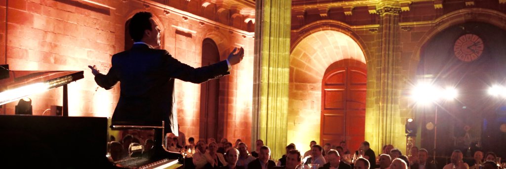 Freddie Ravel banner