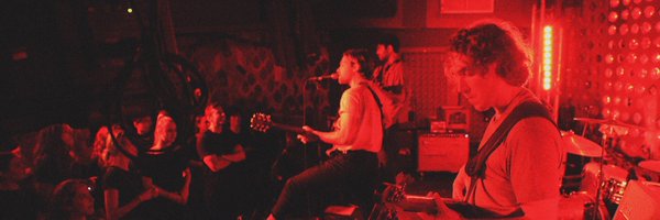 LooseButtonsNYC Profile Banner