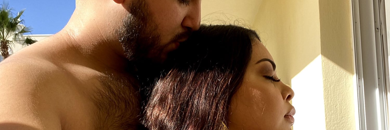 Itzelroseee's profile banner image