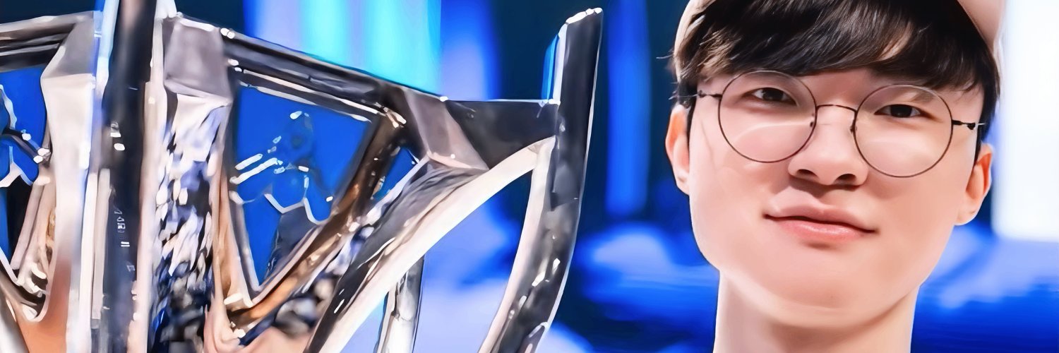 enmylin's profile banner image