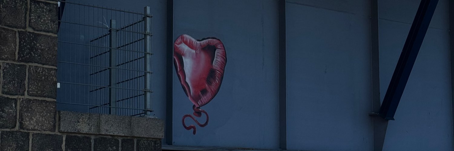 chrissyku_'s profile banner image