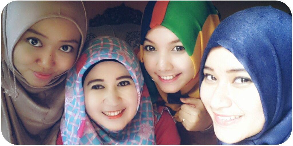 redteaputri's profile banner image