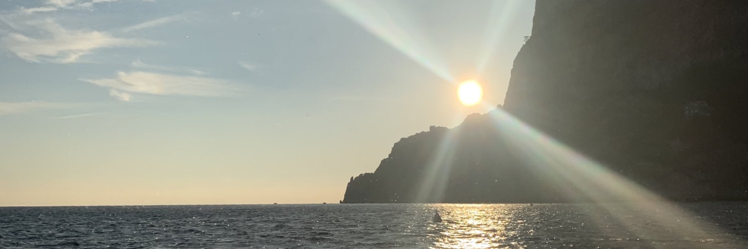 isabellamn97's profile banner image