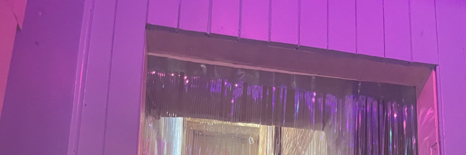 emmarcobby's profile banner image