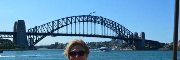 lisamannall Profile Banner