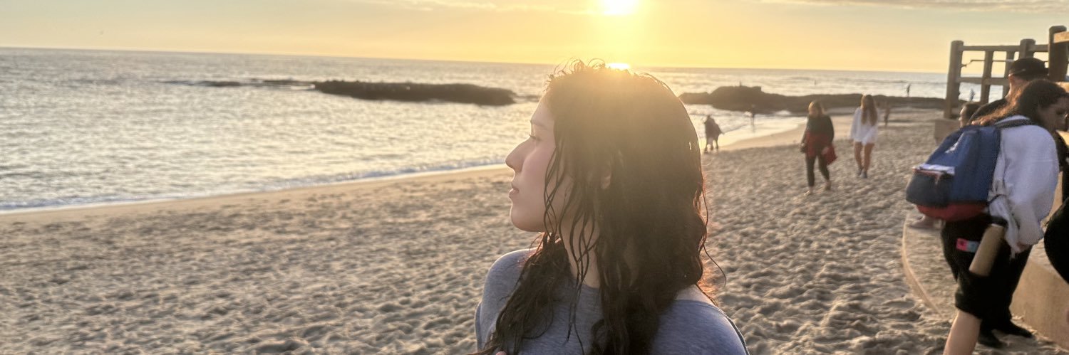 evenycazares's profile banner image