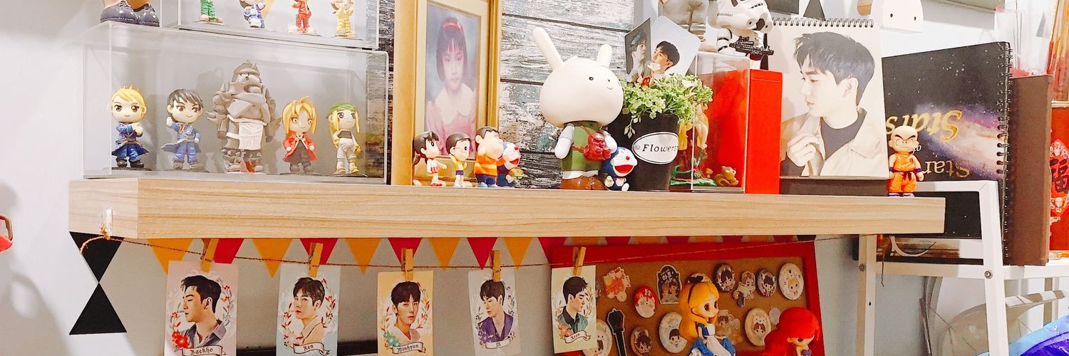 aroneda08's profile banner image