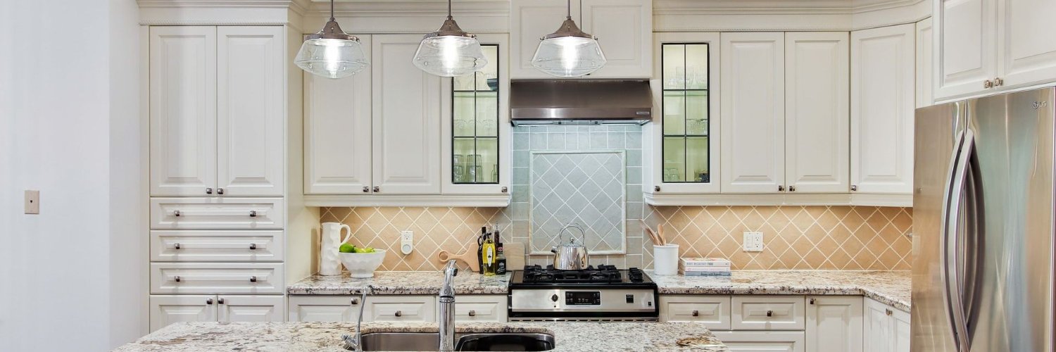 Lana Stepanskaia banner