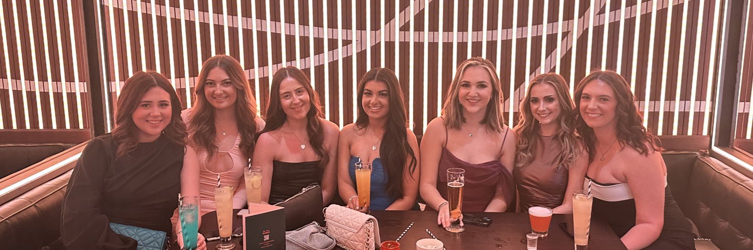 evaadrian89's profile banner image
