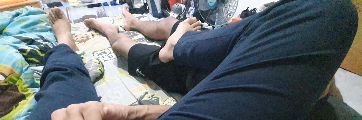 handsomalefeet's profile banner image