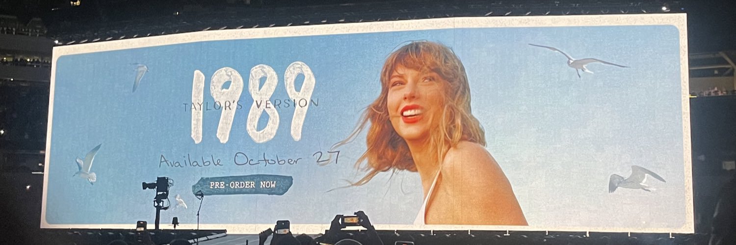 TorieRAWR's profile banner image