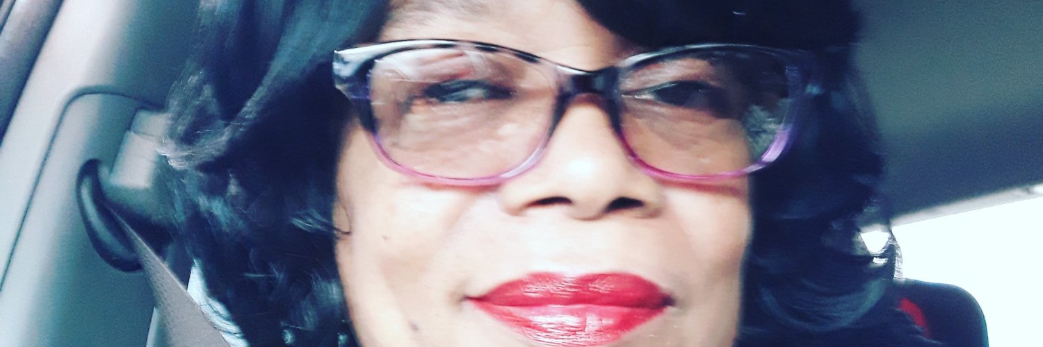 AdariaJohnson's profile banner image