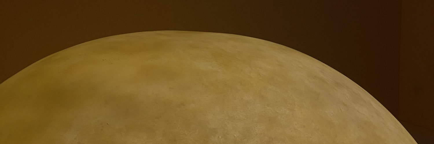 eecieci's profile banner image