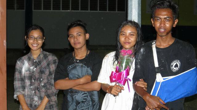 TERBIASA APES banner