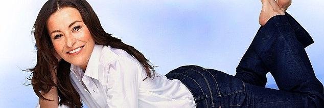 Amanda Donohoe Fans banner