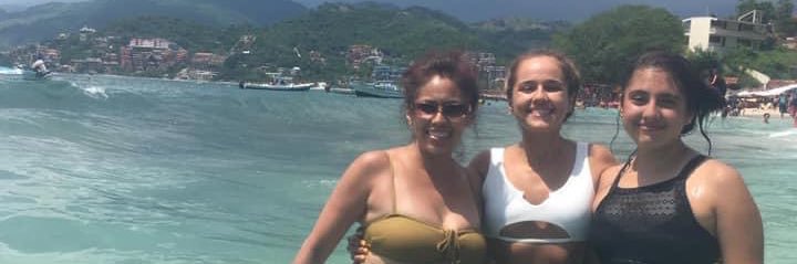 vanessadeebok's profile banner image