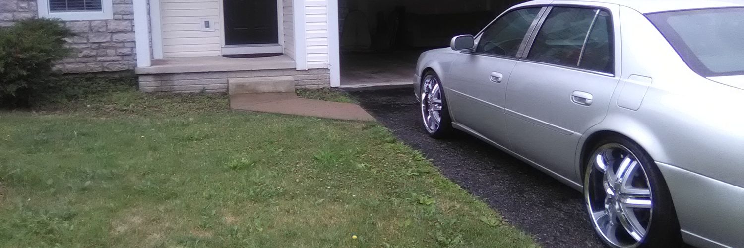 realoct's profile banner image