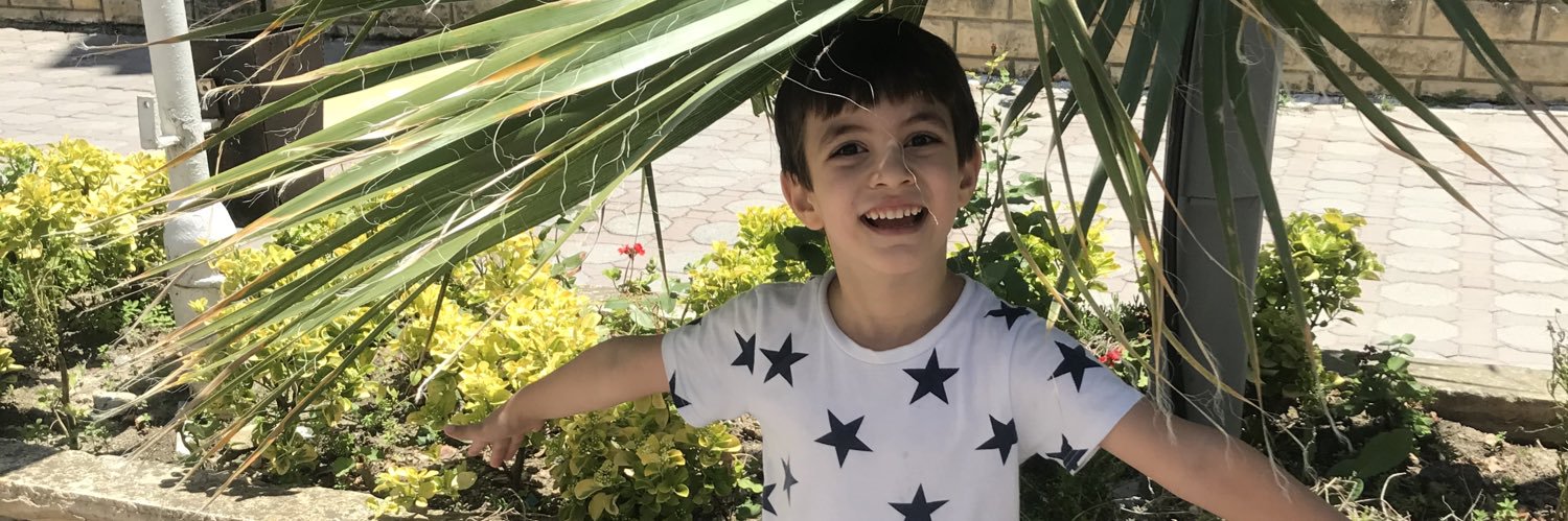 semihkinar's profile banner image