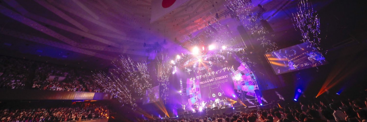 monmoonmonmoon's profile banner image