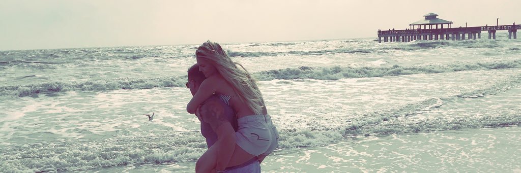 dani_greer's profile banner image