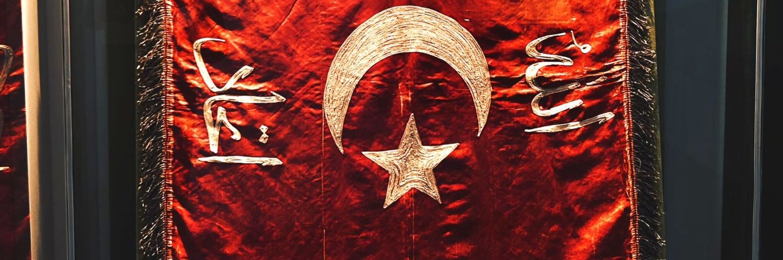 smchalil's profile banner image