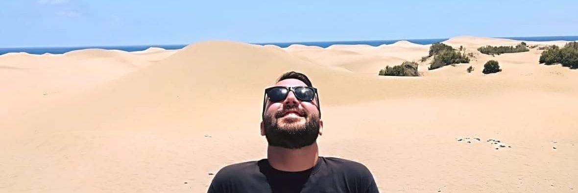 Cesc Báez banner