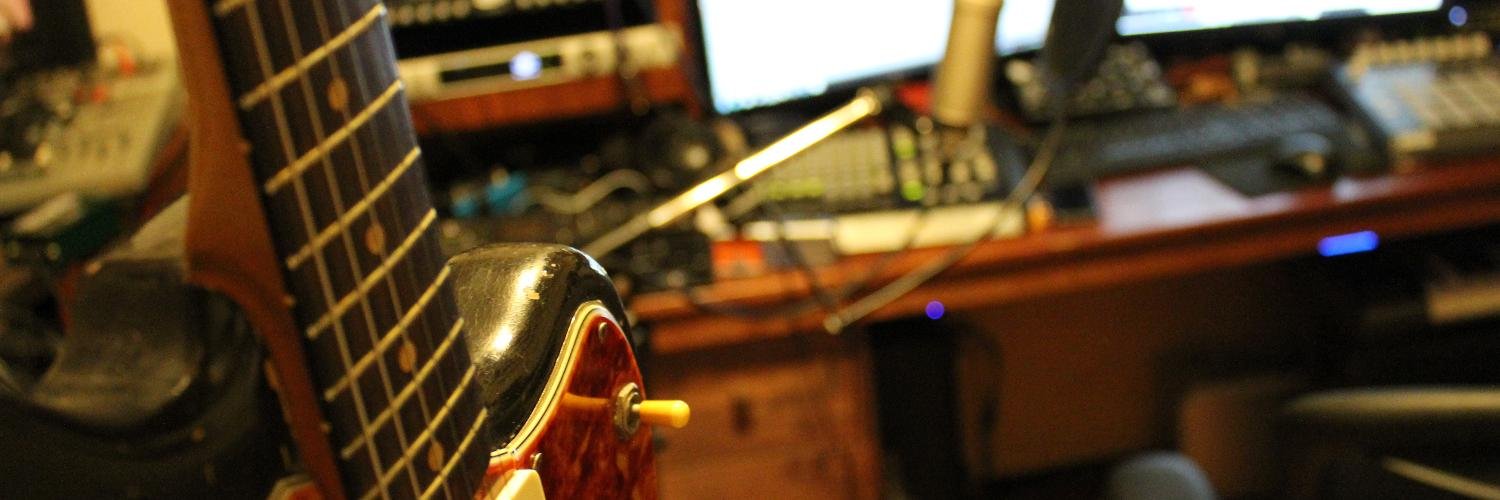 YROC222's profile banner image