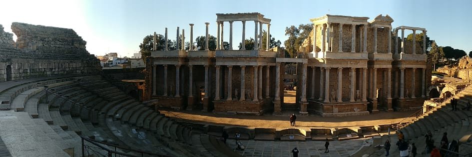 Xaura 🧝🏻‍♀️ banner