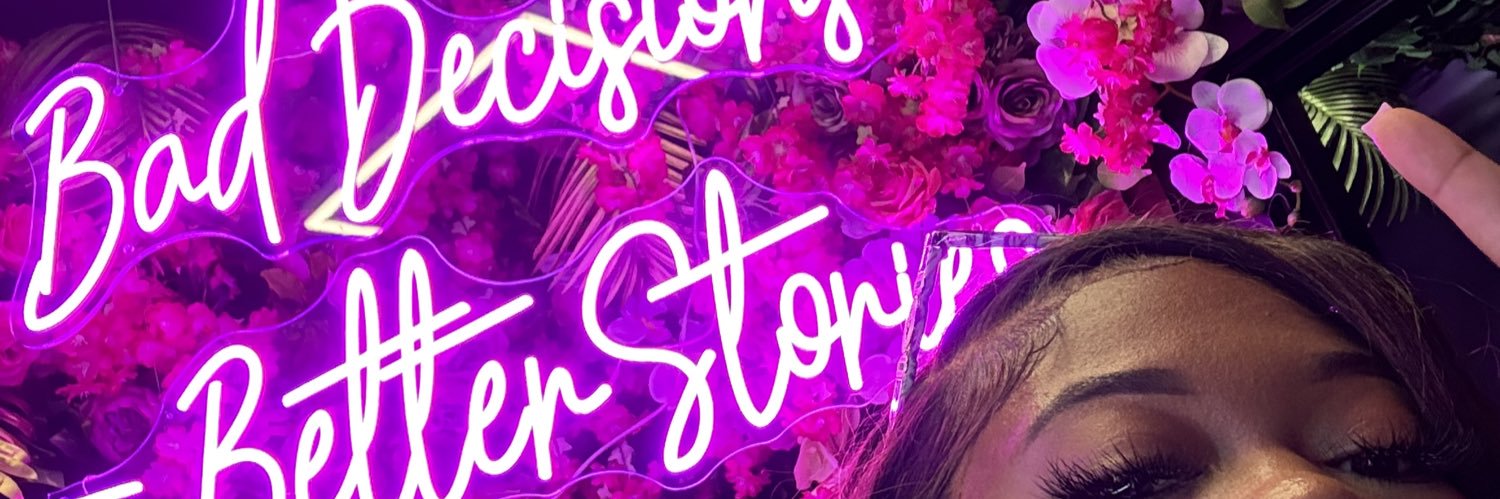 CharmingChelle's profile banner image